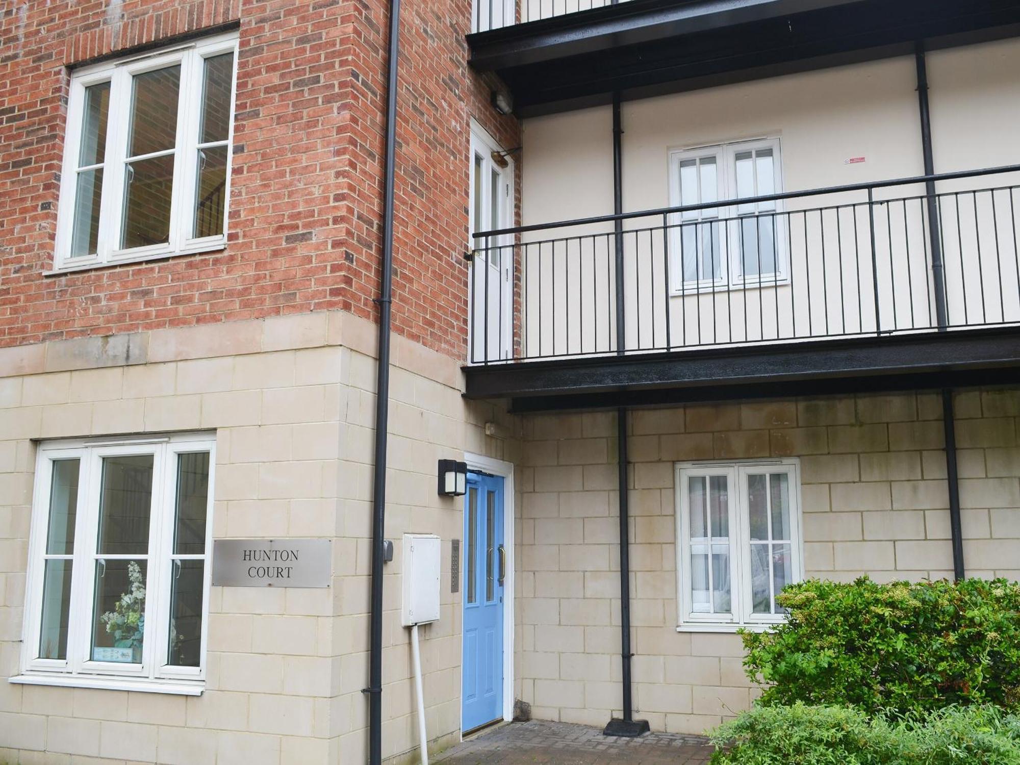 Tidal View Villa Whitby Exterior photo